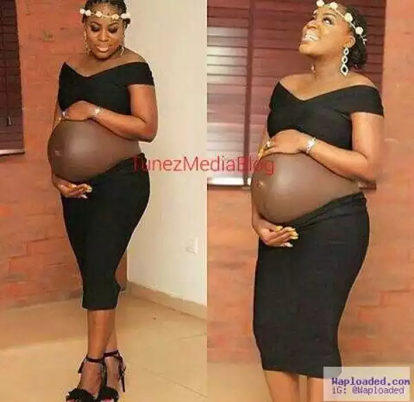 See Photos Of This Pregnant Woman Exposing Her Dark Unclad Baby Bump That Got People Talking